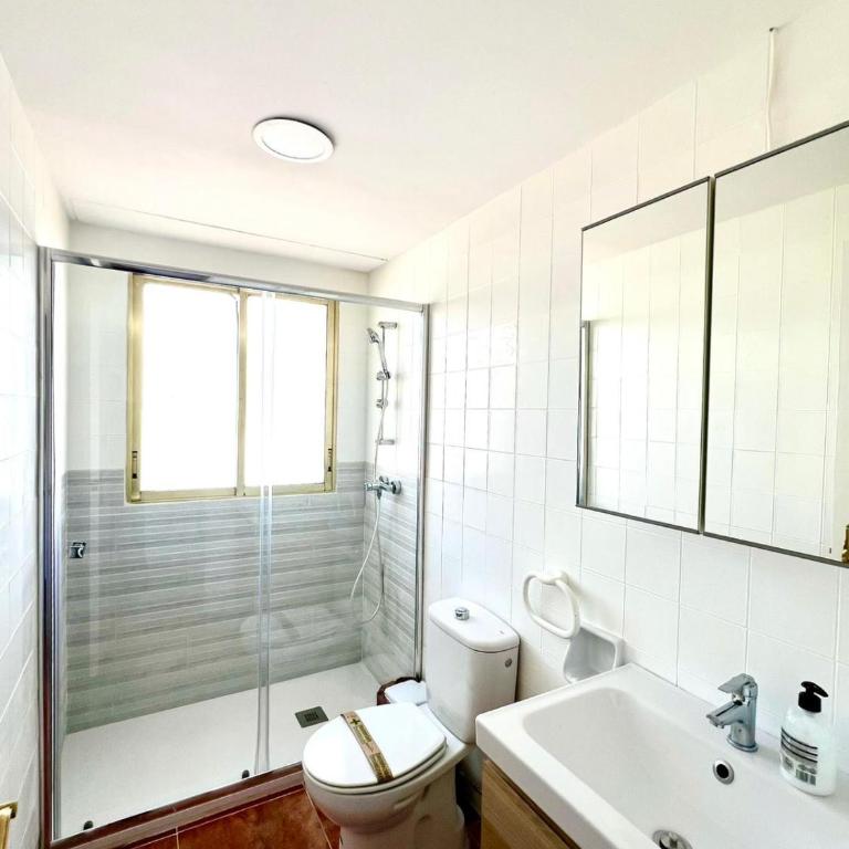 797 HOLIDAY RENTALS - Piso con espectaculares vistas en primera linea de playa - Apartment with Sea View - 14