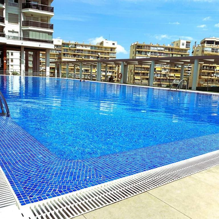 Dorada, Primera línea y piscina - Estudio Estándar - 25