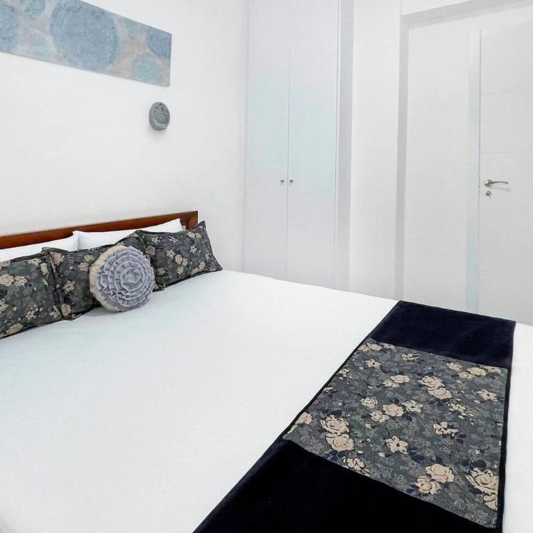 Azul. Cómodo, bonito y céntrico - Three-Bedroom Apartment - 3