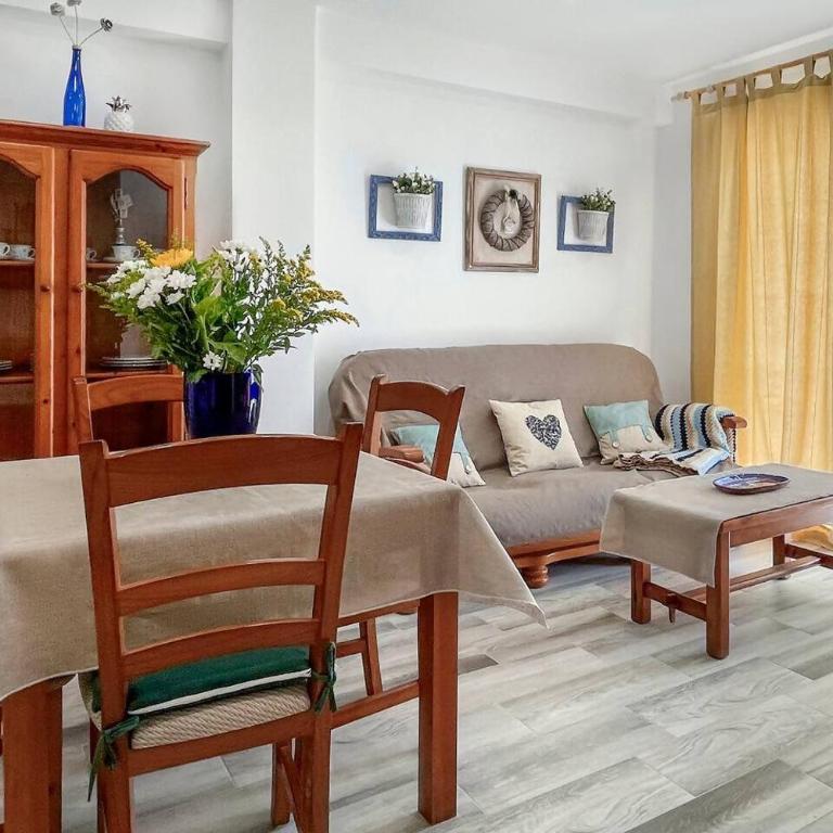 Azul. Cómodo, bonito y céntrico - Three-Bedroom Apartment - 11