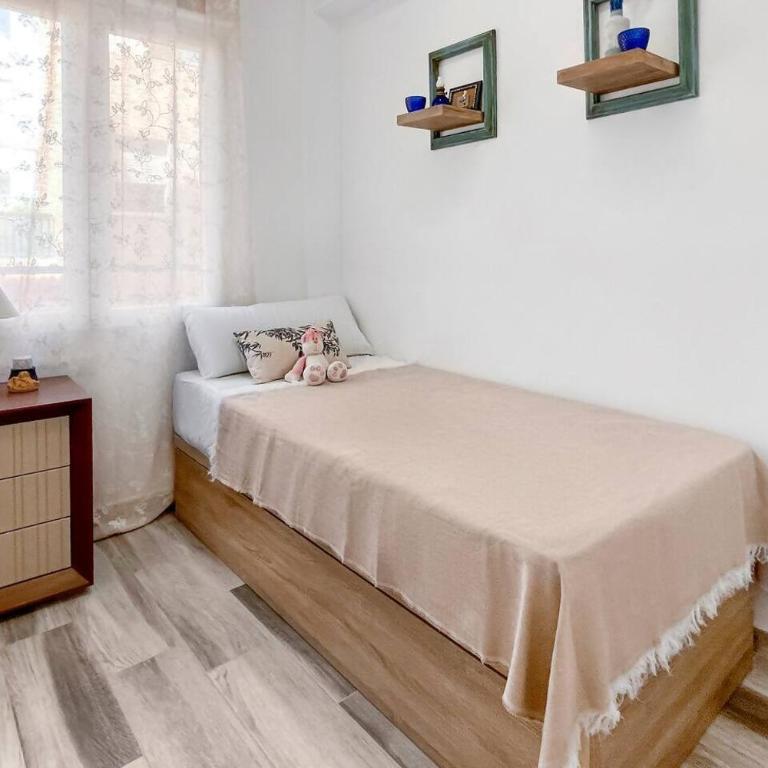 Azul. Cómodo, bonito y céntrico - Three-Bedroom Apartment - 16