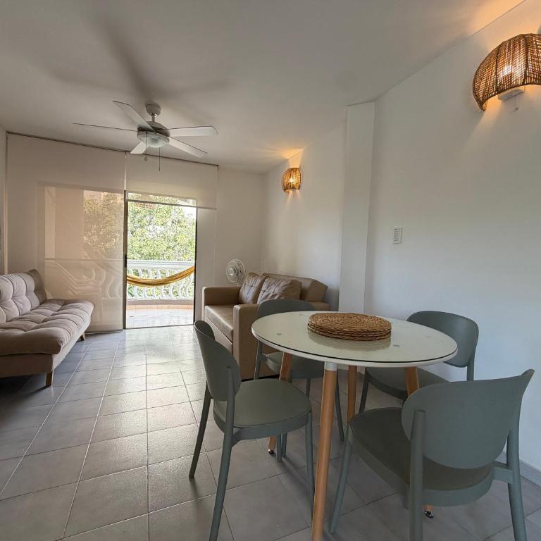 A pasos de la playa! Acogedor apartamento en Bello Horizonte con Balcón I WiFi - Apartamento de 1 dormitorio con balcón - 13