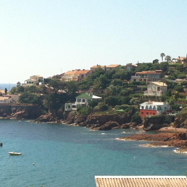 Appartement Sea view Paradise -plage à 50 m - Two-Bedroom Apartment with Sea View - 8