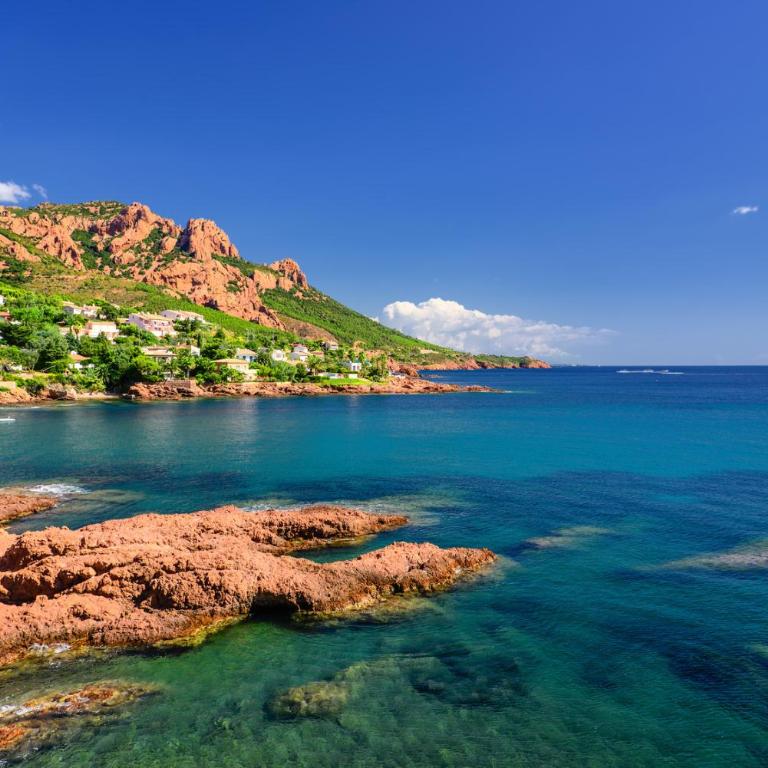 Appartement Sea view Paradise -plage à 50 m - Two-Bedroom Apartment with Sea View - 2