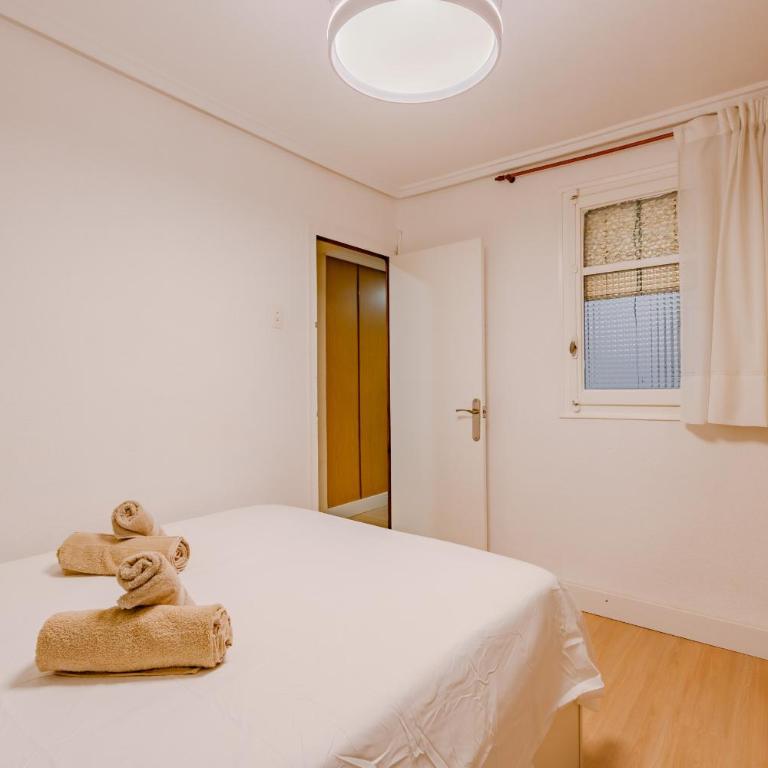 Cabanal BeachFront - 1 Min to Sea, AC, SmartTv, Balcony - Apartamento de lujo de 4 dormitorios - 7