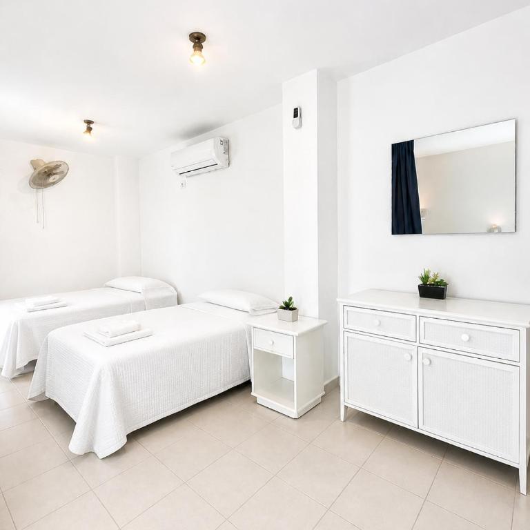 Apartamentos Larga 70 - Apartamento Superior con 3 dormitorios - 2