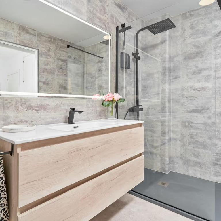 Vista Marina del Este - Two-Bedroom Apartment - 77