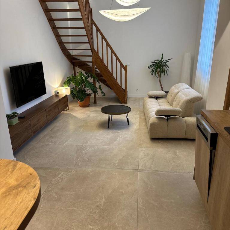 Hyper centre ville de Reims avec parking - Apartamento de 1 dormitorio - 17