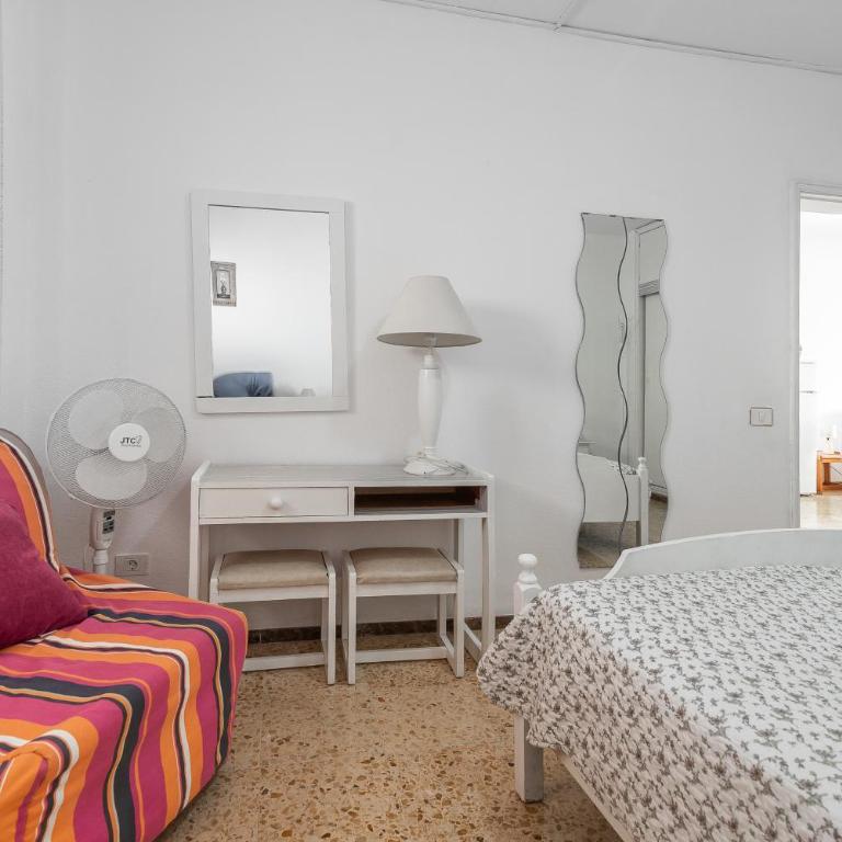 Home2Book Pool View & Terrace Beachside Maspalomas - One-Bedroom Apartment - 17