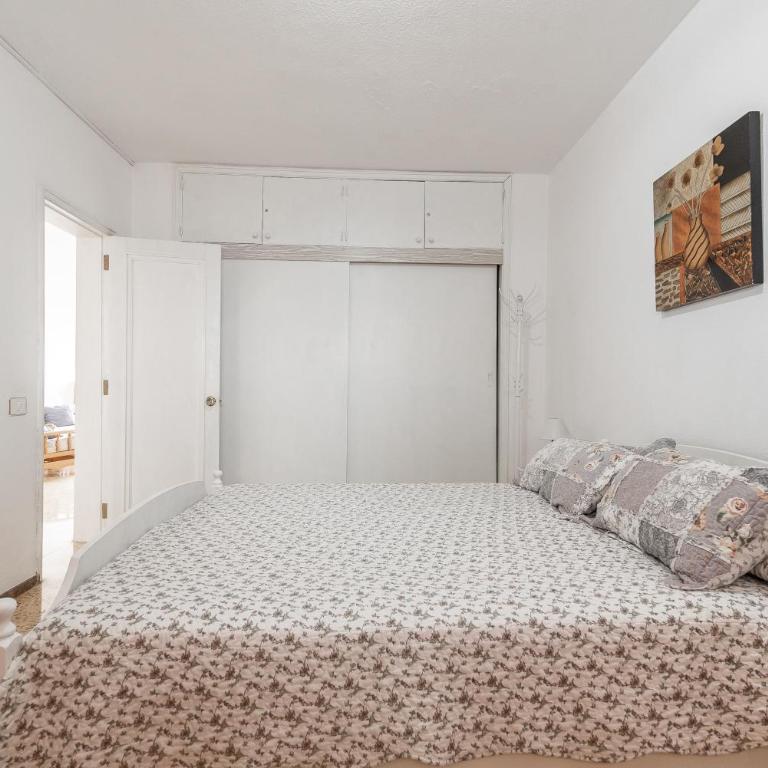 Home2Book Pool View & Terrace Beachside Maspalomas - One-Bedroom Apartment - 15