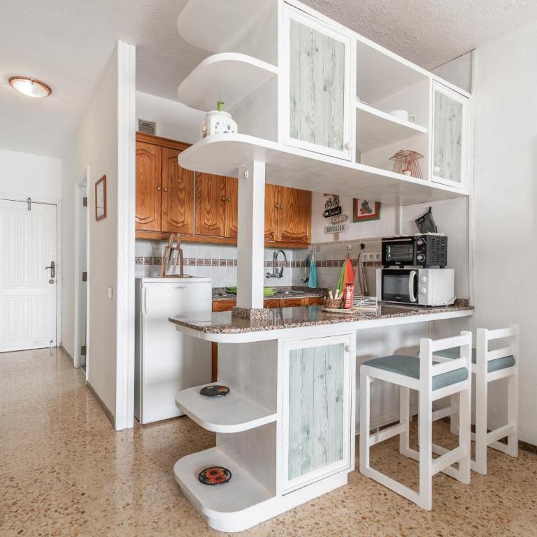 Home2Book Pool View & Terrace Beachside Maspalomas - One-Bedroom Apartment - 11