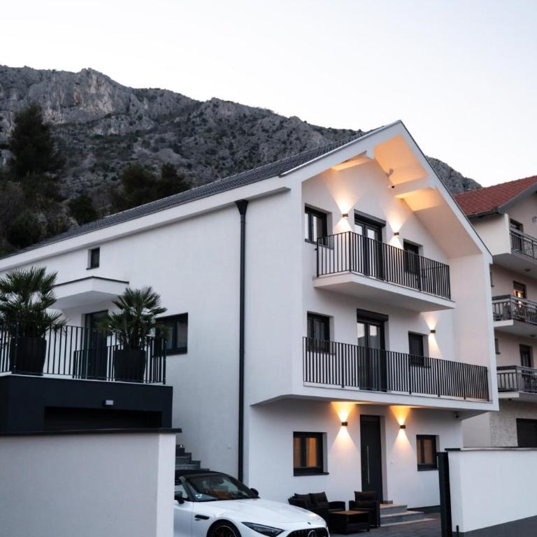 Modern Villa Mia Mostar near Old Bridge & Pool - Deluks Vila - 1