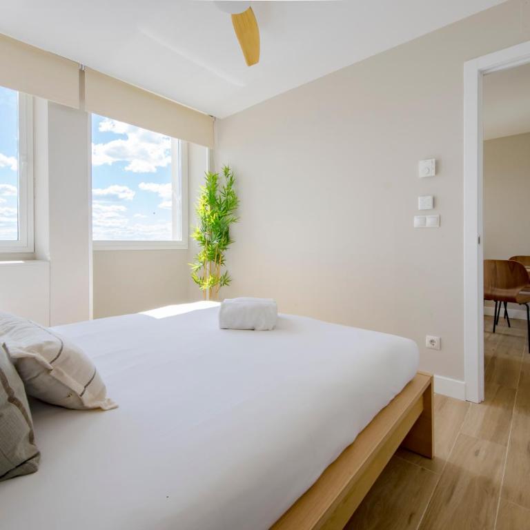 Estancia Real para 8, al pie de Plaza España - Apartamento Superior con vistas a la ciudad - 28