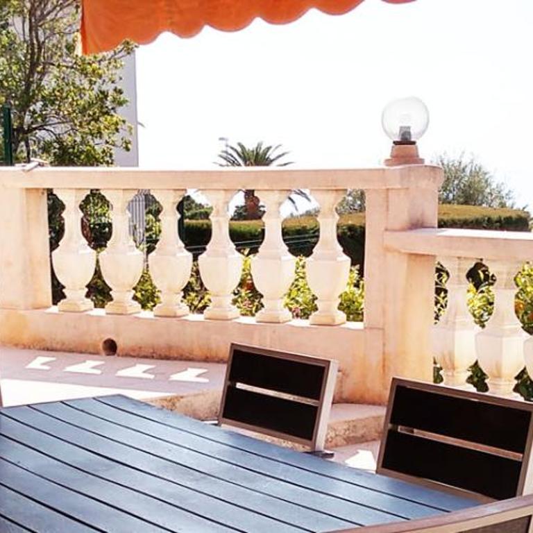 Appartement Sea view Paradise -plage à 50 m - Two-Bedroom Apartment with Sea View - 7