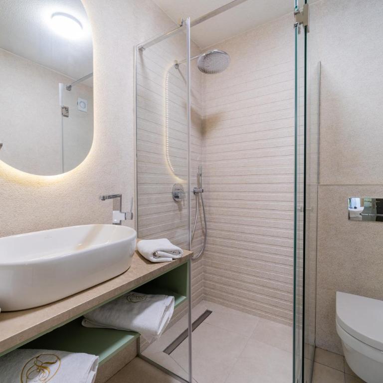 Klaris Guest house - Two-Bedroom Apartment (4 Adults) - 13