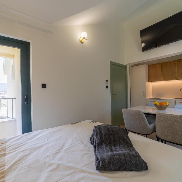 Klaris Guest house - Two-Bedroom Apartment with Balcony - 1