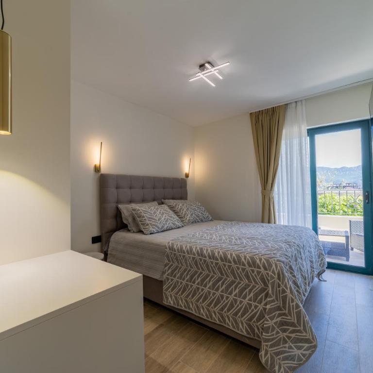 Klaris Guest house - Double Room with Balcony - 4