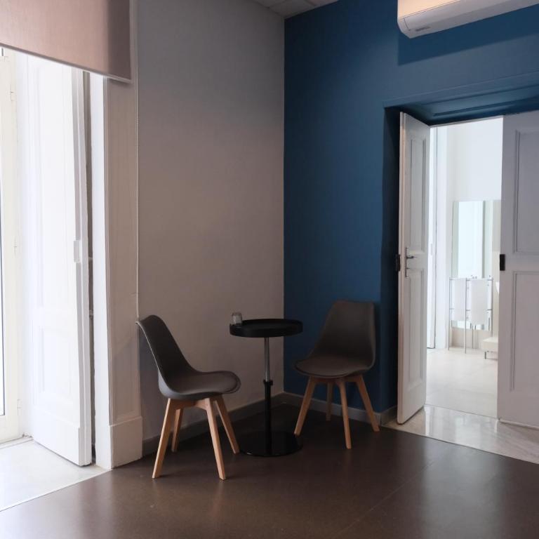 Dsquare Accommodation - Camera Matrimoniale Superior con Balcone - 14