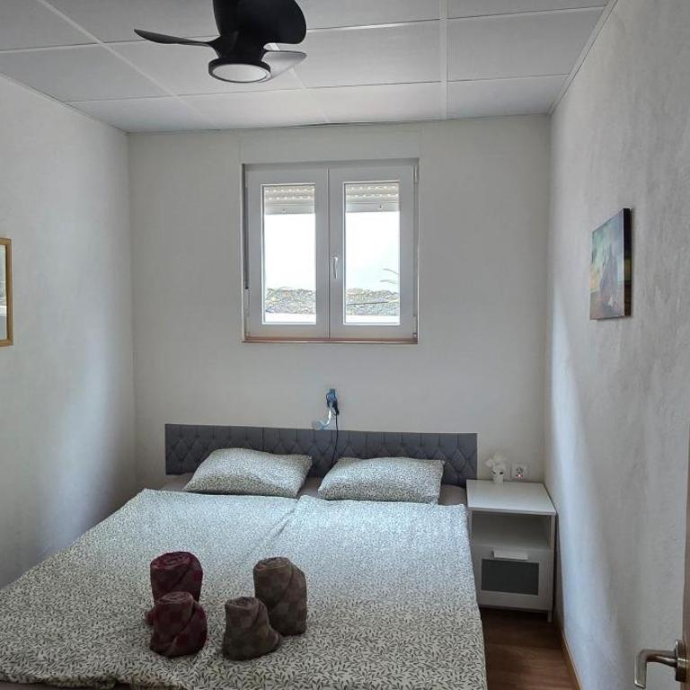 2 bedrooms - quiet location - pool - Adults only - Apartamento de 2 dormitorios con balcón y terraza - 23