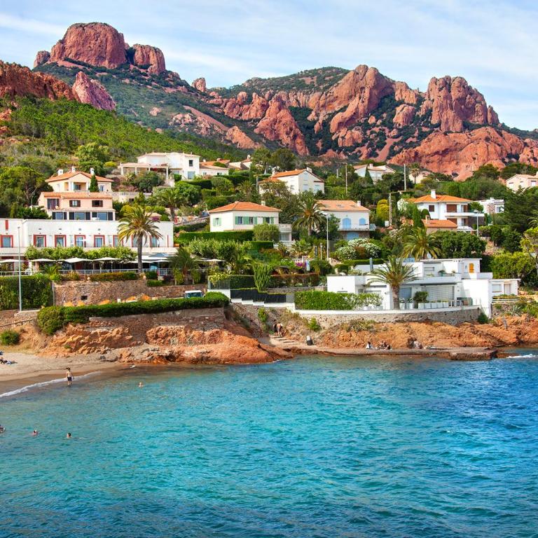 Appartement Sea view Paradise -plage à 50 m - Two-Bedroom Apartment with Sea View - 25