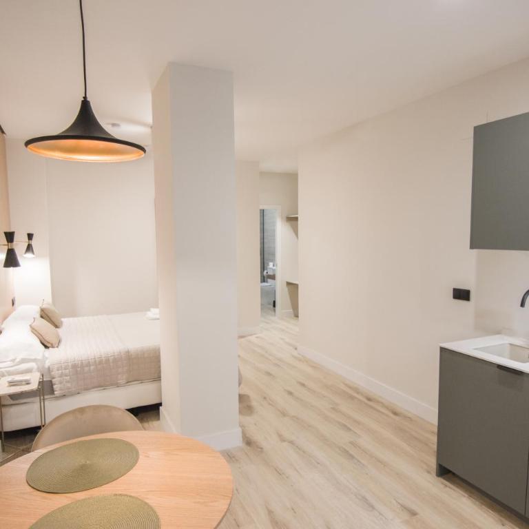 RentalSevilla Evangelista - Apartamento - 13