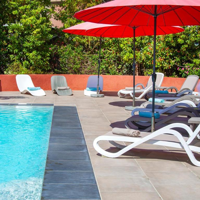 Appartement Sea view Paradise -plage à 50 m - Two-Bedroom Apartment with Sea View - 22