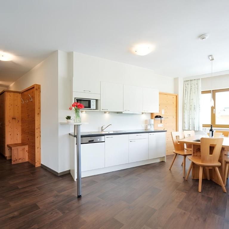 Apart Rubin - Apartment mit 2 Schlafzimmern - 1