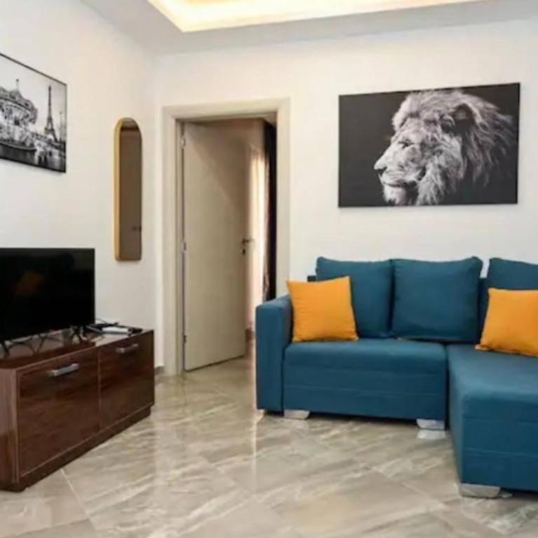 Portobello - One-Bedroom Apartment with Balcony and City View - 2