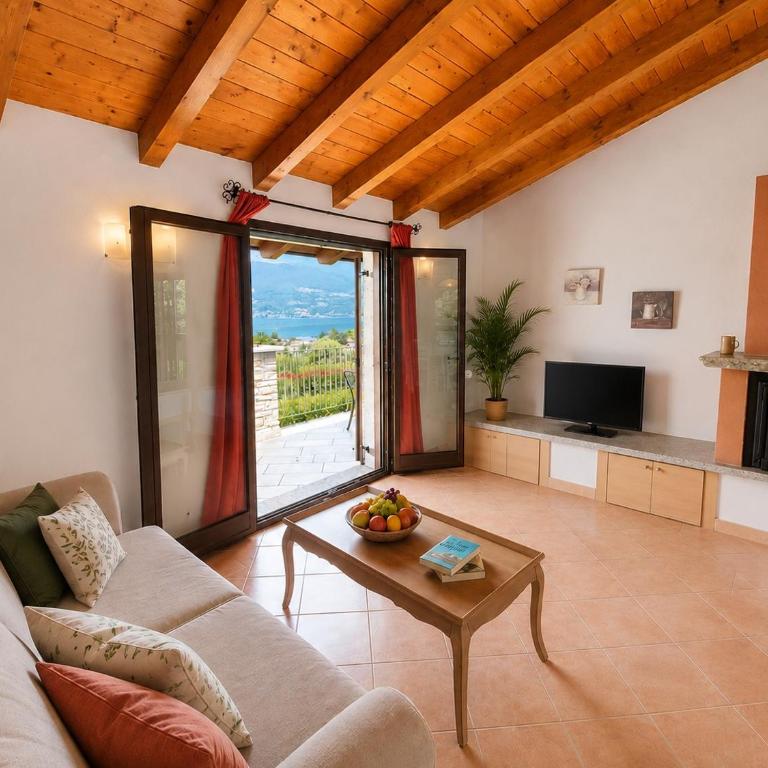 Beata Rose Ferienwohnung (DG) mit Pool - Appartamento con Vista Lago - 5