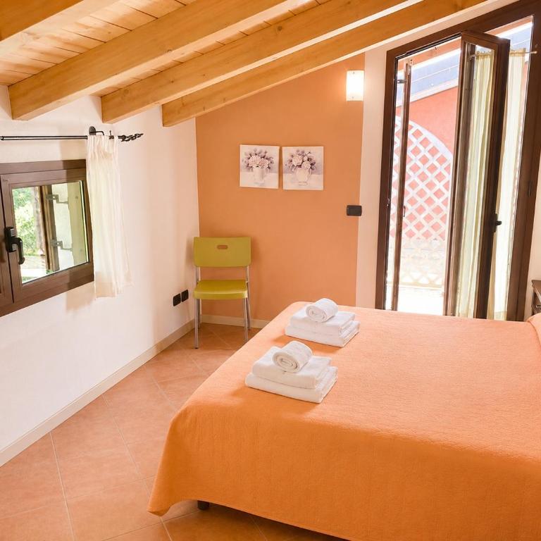 Beata Rose Ferienwohnung (DG) mit Pool - Appartamento con Vista Lago - 9