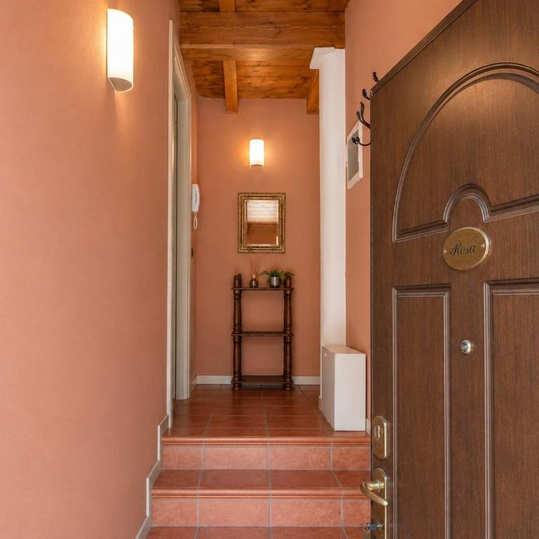 Beata Rose Ferienwohnung (DG) mit Pool - Appartamento con Vista Lago - 19