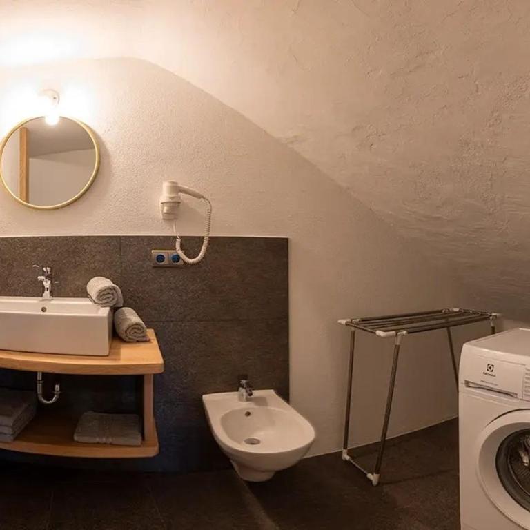 Hofer Hitt Rooms Apartments - Haus mit 1 Schlafzimmer - 20