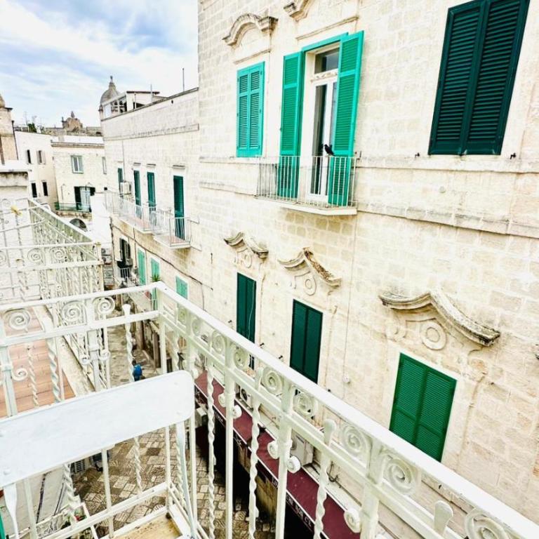 ROUTE 64 MONOPOLI - EAST - Historic Center - Appartamento con 2 Camere da Letto - 3