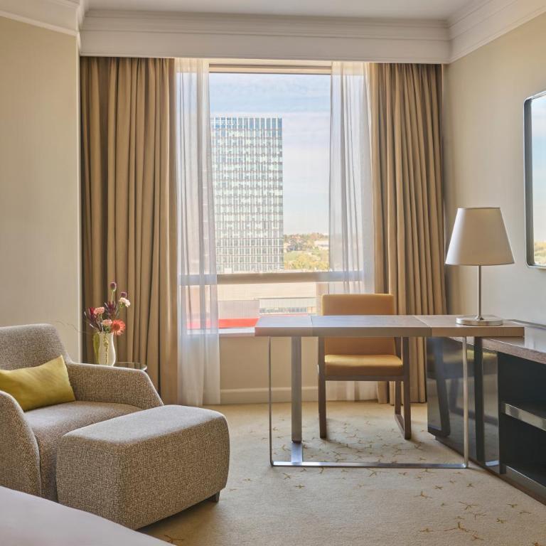 Hyatt Regency Belgrade - Deluxe Zimmer mit Kingsize-Bett - 4