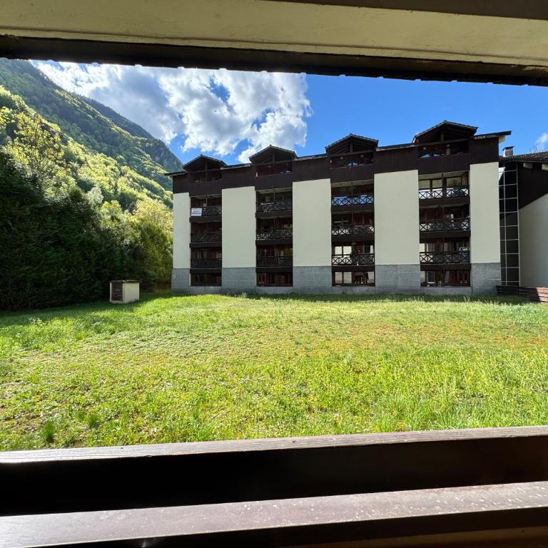 6 - Brides-les-Bains - Studio super confort - Appartement 2 Chambres - 12