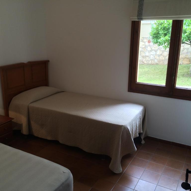 Apartamento en Calella para estancias de temporada con piscina y parking - Apartamento de 3 dormitorios - 20