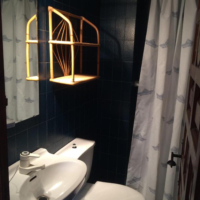 Apartamento en Calella para estancias de temporada con piscina y parking - Apartamento de 3 dormitorios - 21