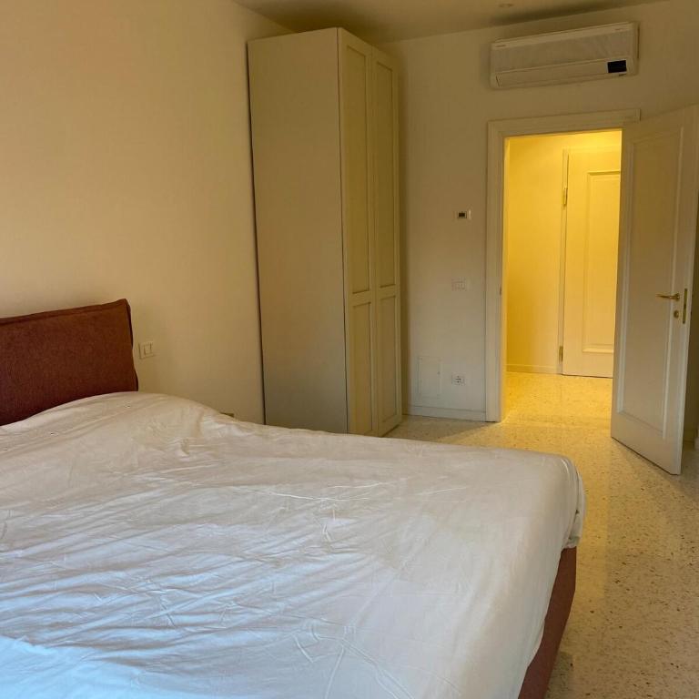 Canal View Flat Modern Design in Venice Palace - Appartamento con 1 Camera da Letto - 2