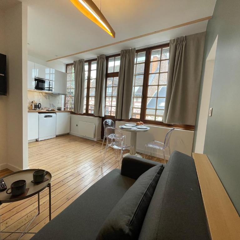 Appartements boutique dans un hôtel particulier rénové Centre & gare Parking privé Villa Vermillon Galerie - Apartamento Deluxe de 1 dormitorio - 17