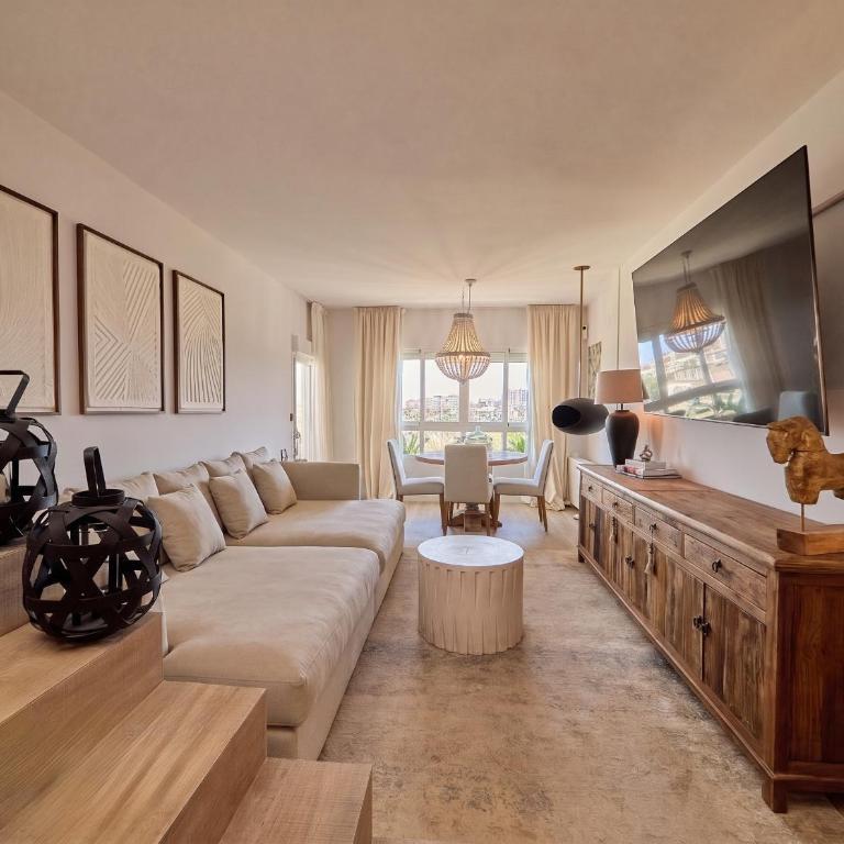 Ático Mediterráneo de Lujo en 1ª Línea de Golf - Three-Bedroom Apartment - 30