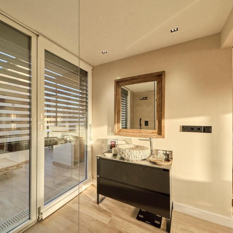Ático Mediterráneo de Lujo en 1ª Línea de Golf - Three-Bedroom Apartment - 15