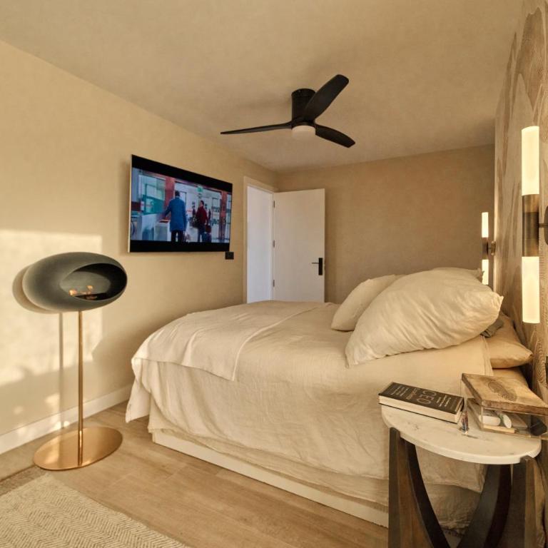 Ático Mediterráneo de Lujo en 1ª Línea de Golf - Three-Bedroom Apartment - 17