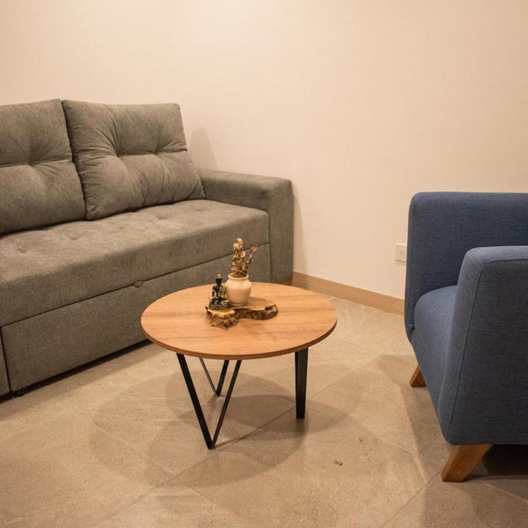 Belmonte Studios 513 by StayQuindio - Lujo en el Exclusivo Norte de Armenia, Cama King, Piscina, Parqueadero Privado - Apartamento de 1 dormitorio - 87