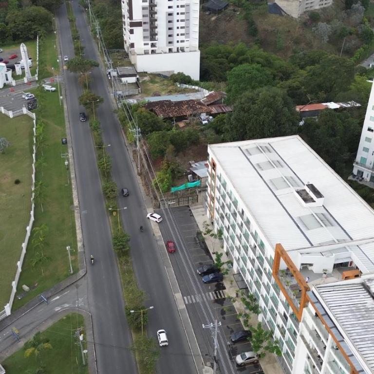 Belmonte Studios 513 by StayQuindio - Lujo en el Exclusivo Norte de Armenia, Cama King, Piscina, Parqueadero Privado - Apartamento de 1 dormitorio - 24