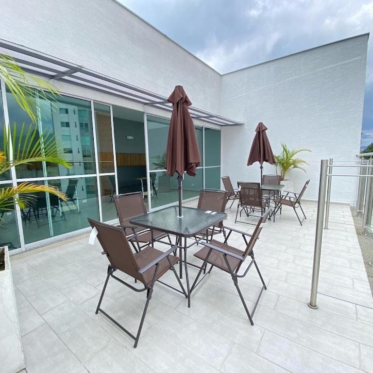 Belmonte Studios 513 by StayQuindio - Lujo en el Exclusivo Norte de Armenia, Cama King, Piscina, Parqueadero Privado - Apartamento de 1 dormitorio - 14