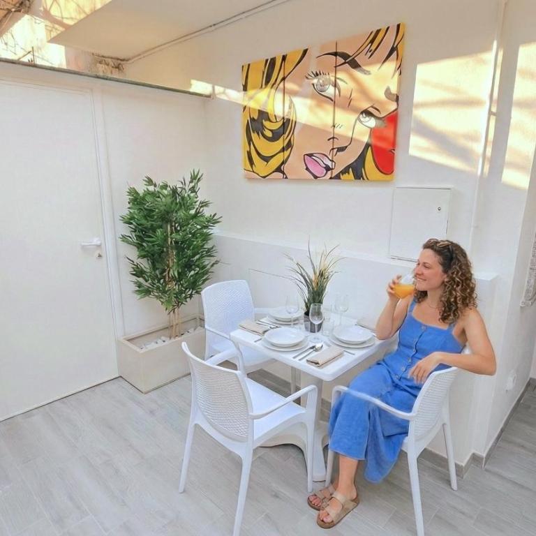 The Sea Wind Apartments & Suites - Apartment with Terrace - 14