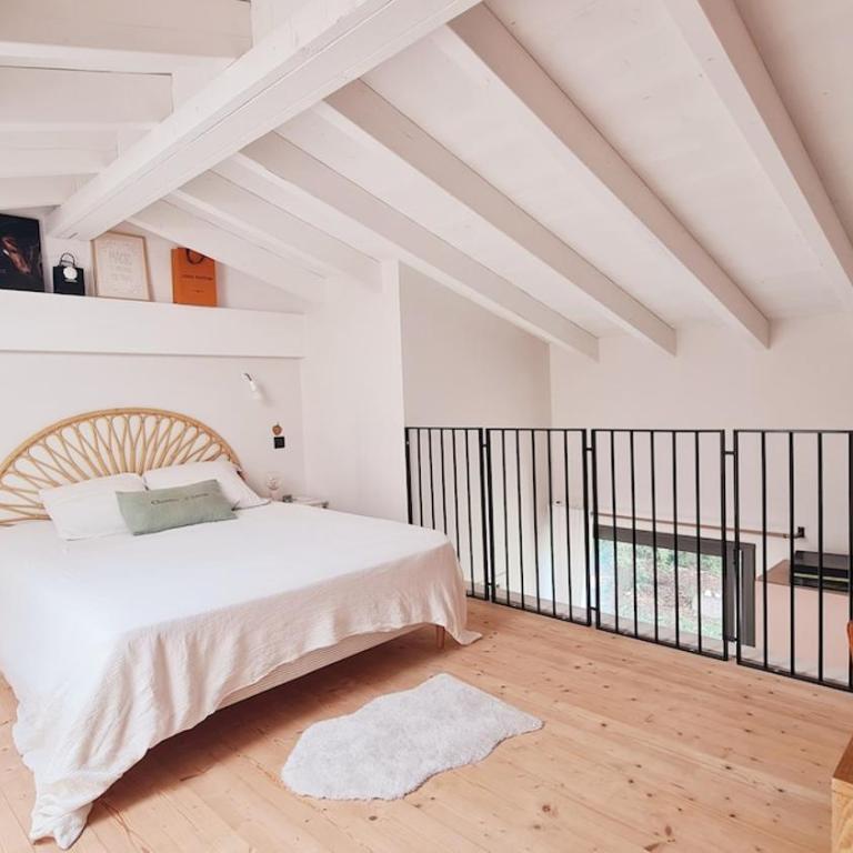 Beautiful Family Home in Aix-en-Provence with Swimming Pool - Villa - 32
