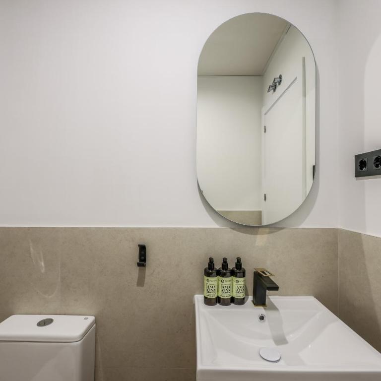 Amazinn Stay Madrid Callao, Mid Term - Estudio - 13