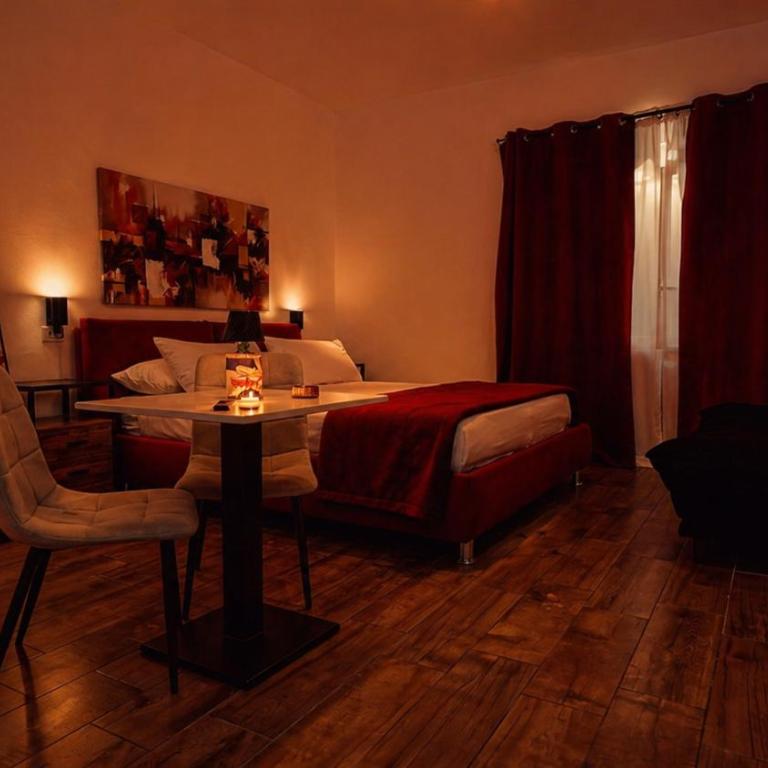 Elene Suites Luxury Boutique - Double Room with Spa Bath - 3