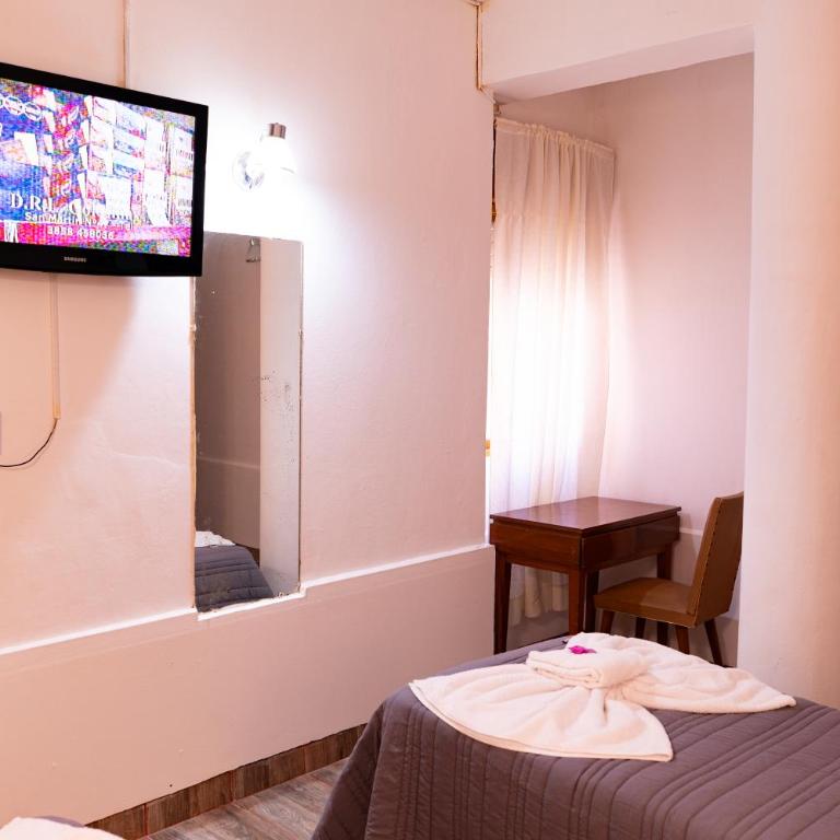Barello - Habitación Doble con baño privado - 1